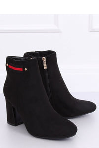 Heel boots model 136647 Inello