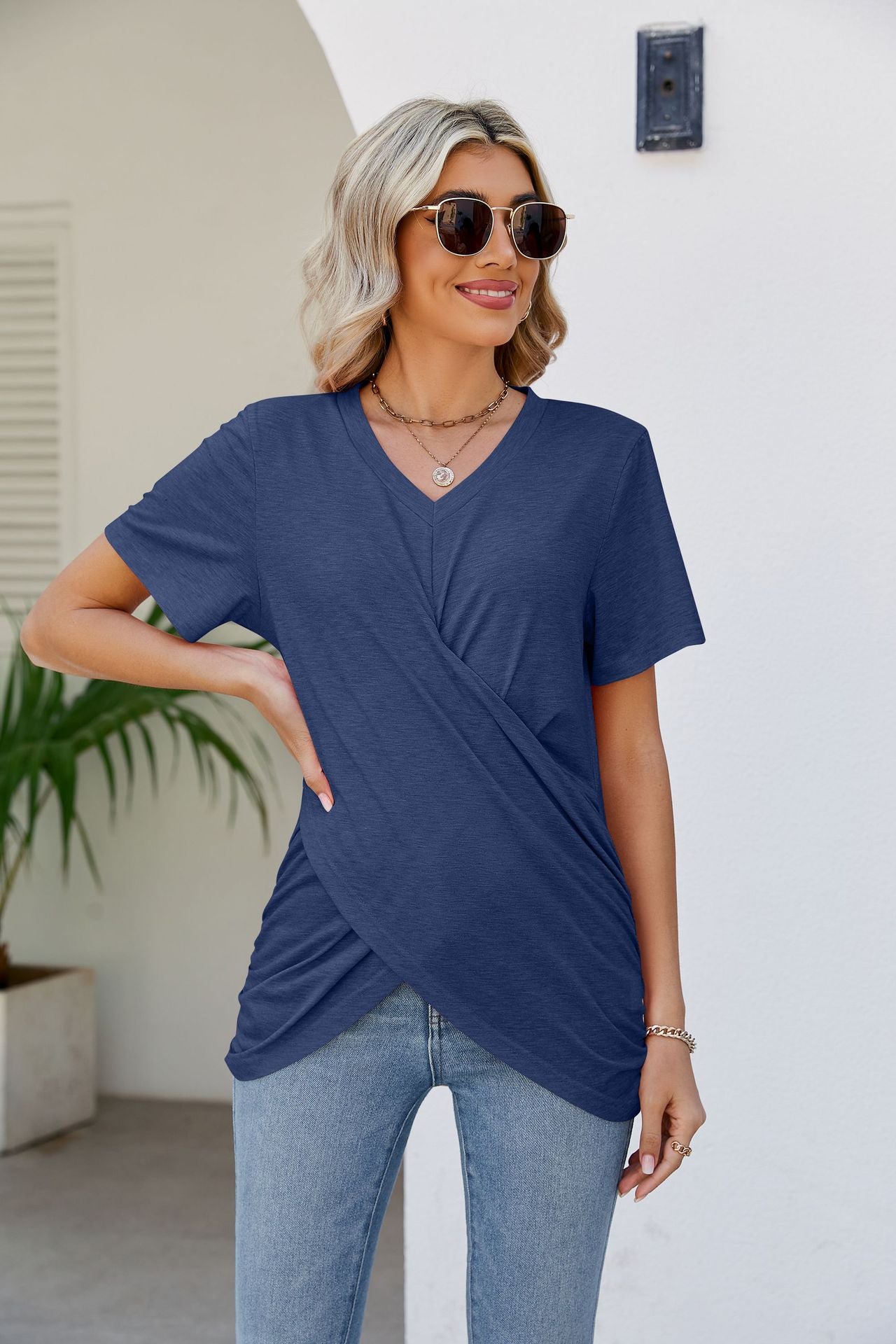 Casual Short-Sleeve V-Neck T-Shirt with Knotted Front