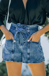 Women's Washed Denim Shorts Solid Color Belt Fashion Shorts