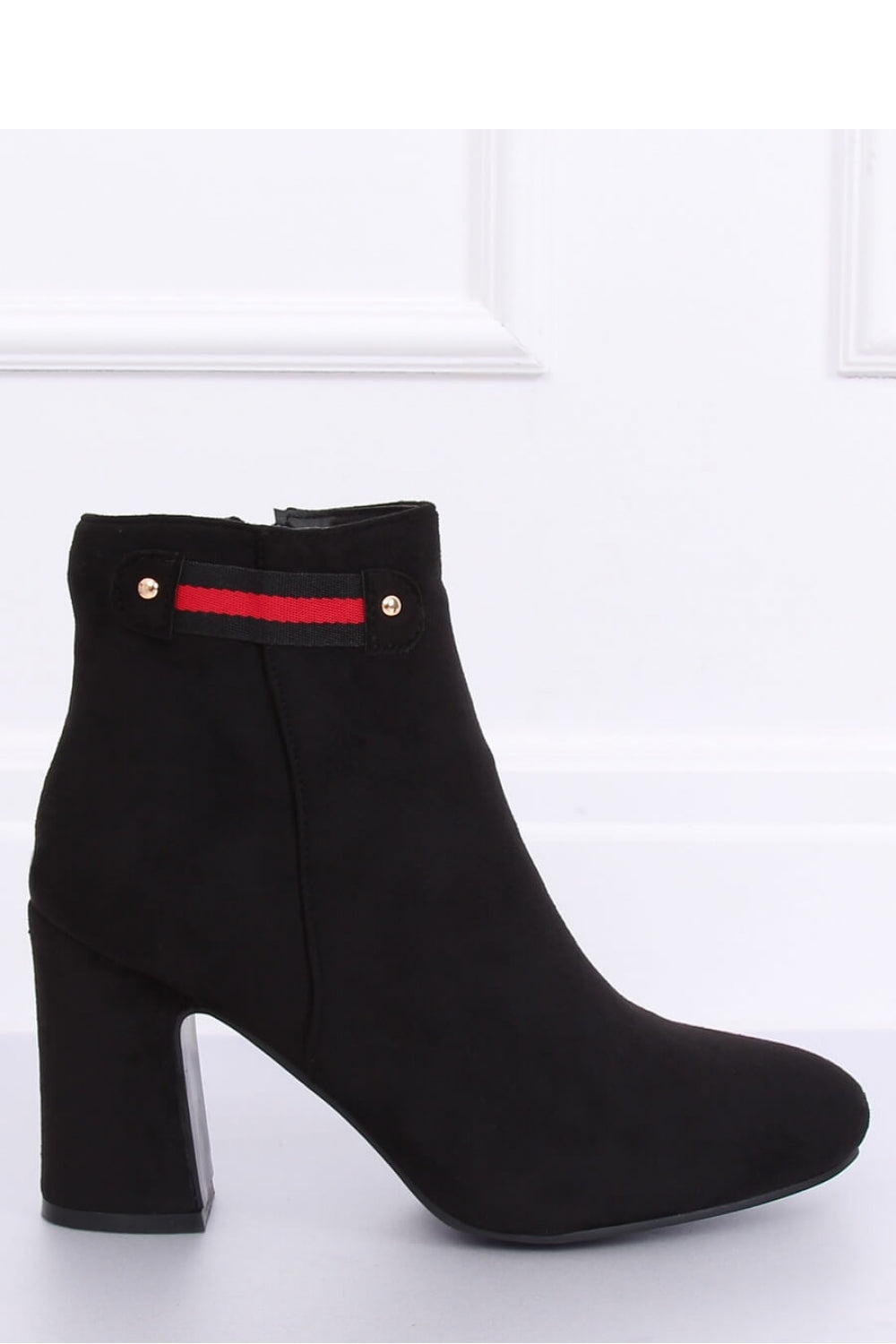 Heel boots model 136647 Inello
